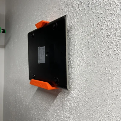 Giá Treo Cân Lên Tường Có Khoảng Cách