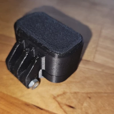 Hộp Nhỏ Cứng Cáp Với Bản Lề Siêu Bền