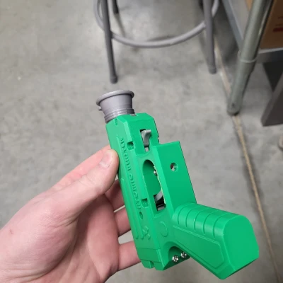 Súng Phun Tử Lựu - Đồ chơi để bàn chủ đề kỷ nguyên nguyên tử