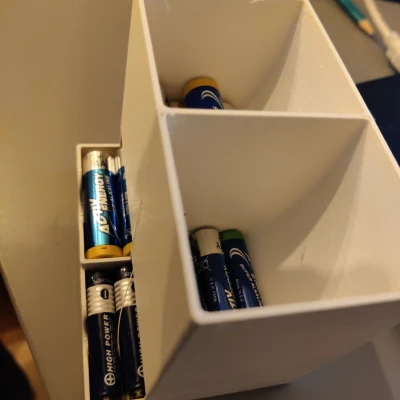 Hộp Đựng Pin AA, AAA và Pin Dẹt (Coin Cells)