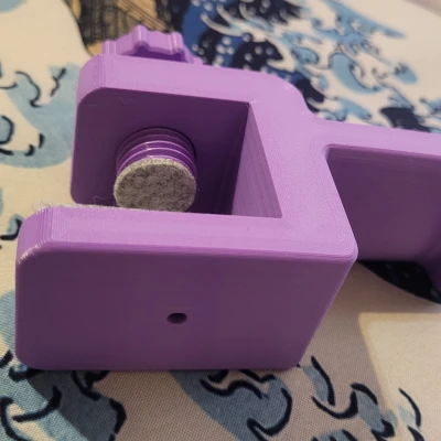 Kệ Tai Nghe + Điện Thoại Gắn Bàn