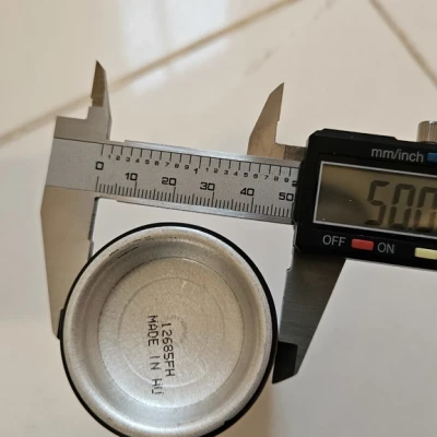 Kệ Đựng Lăn Khử Mùi/Dao Cạo