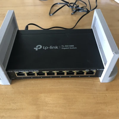 Giá Treo Tường Kép Cho 2 Công Tắc TP-Link