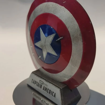 Khiên Captain America