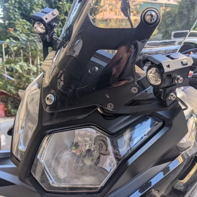 Đế đèn sương mù cho xe máy (VOGE 300 Rally)