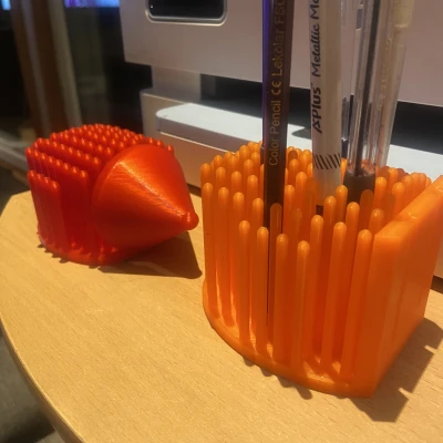 Chỗ Cắm Bút Kiểu Retro Thập Niên 80