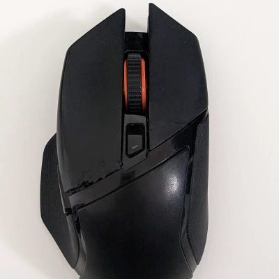 Thay bánh xe cho chuột Razer Basilisk X Hyperspeed