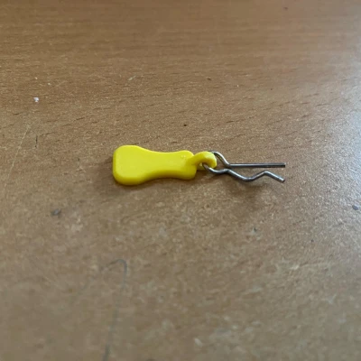 Kẹp Giữ Thân Xe RC