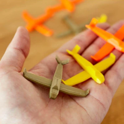 Máy bay đồ chơi siêu nhỏ