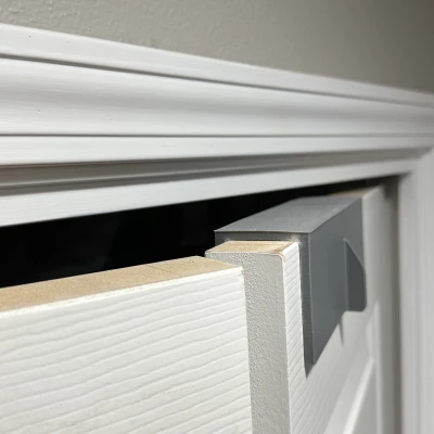 Khóa An Toàn Cửa Lùa Hai Cánh Cho Trẻ Em