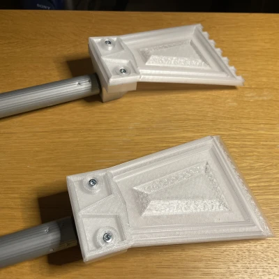 Dụng Cụ Cạo Băng Trên Kính Xe Kiểu Cán Chổi