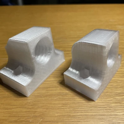 Dụng Cụ Cạo Băng Trên Kính Xe Kiểu Cán Chổi