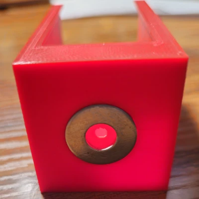 Giá Đỡ Đèn LED Sạc USB Lithium Milwaukee Red Rover