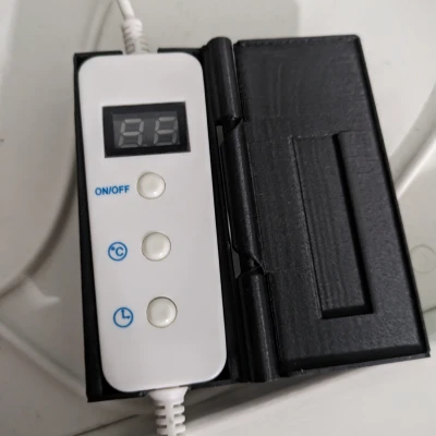 Nắp che hộp điều khiển mặt nạ có bản lề in liền