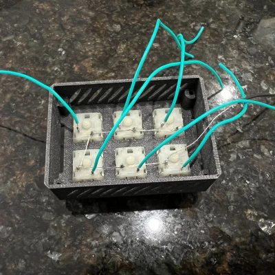 6 Nút ESP32 IoT Macro Pad