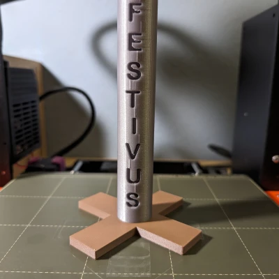 Cây Cột Festivus Phiên Bản Để Bàn