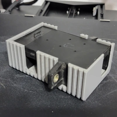 Cover chụp đầu cọc bình ắc quy phụ BMW E36 Z3