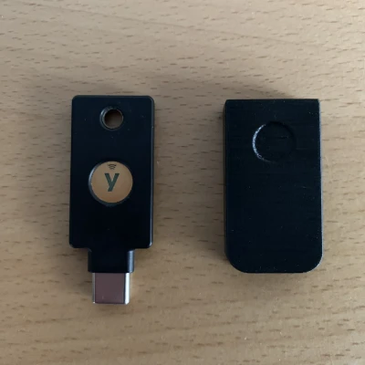 Nắp Yubikey 5 NFC và Yubikey 5C NFC