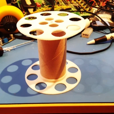 Cuộn Dây Từ Hộp Giấy Vệ Sinh V2 (Có Thêm Mã Nguồn OpenSCAD)