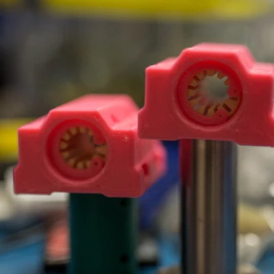 Kẹp bạc đạn cho Khối bạc đạn IGUS RJMP-01-08