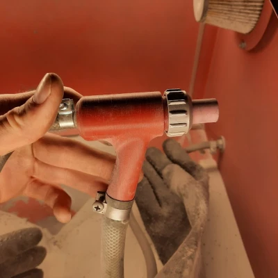 Súng phun cát (Sand blasting gun)