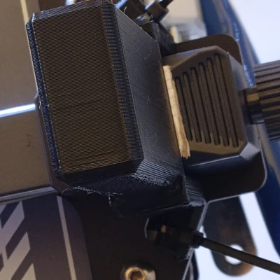 Giá đỡ cho tay cầm Action Cam