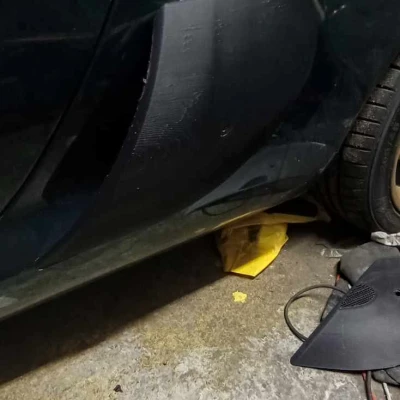 Cốp sườn MG MGF, cần vít M6 Ericsson loại lớn