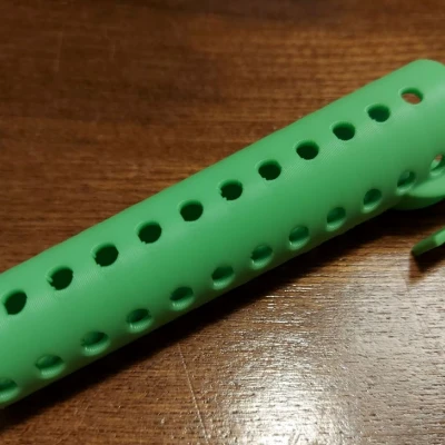 Chậu cây thủy sinh trồng tép ẩn mình dưới rễ cây