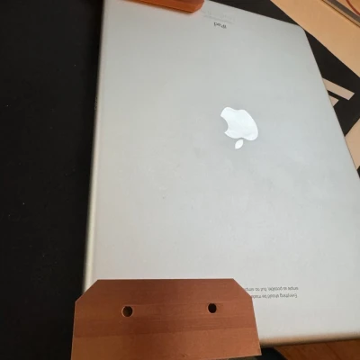 Giá treo tường cho iPad Pro 12.9" (Thế hệ 1, 2)