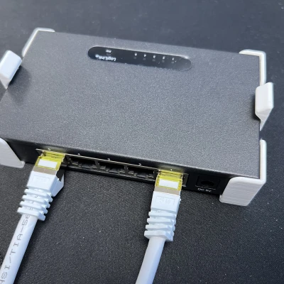 Giá treo tường cho Switch Gigabit LogiLink NS0110 & NS0111