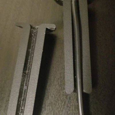 Khe cắm cáp USB cho hạt Ferrite bàn IKEA Lack *Cập nhật*