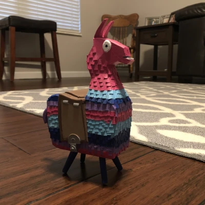 Tượng Llama Fortnite