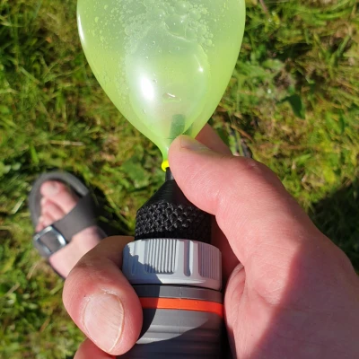 Đầu vòi bơm bong bóng nước