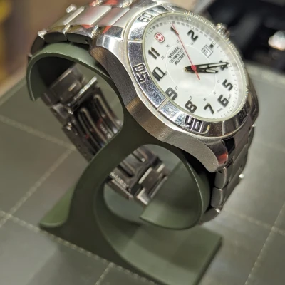 Giá Đựng Đồng Hồ Tối Giản Với Đế Dài Hơn