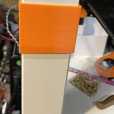 Phụ kiện chân bàn IKEA Lack (khi bạn cắt ngắn chúng)