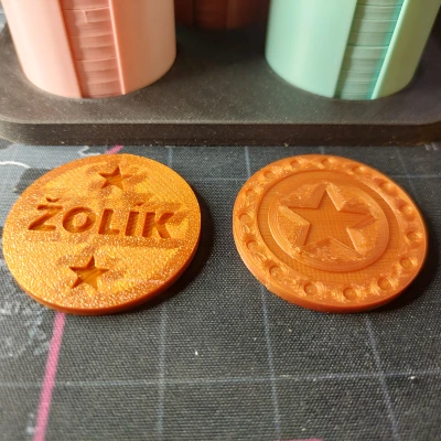 Chip chơi bài Žolík