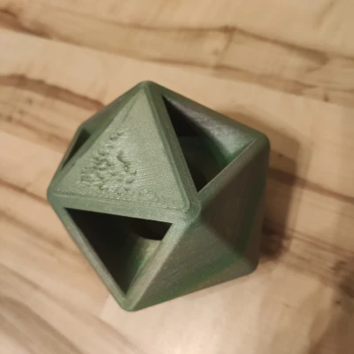 Tháp Đổ Xúc Xắc Hình D20