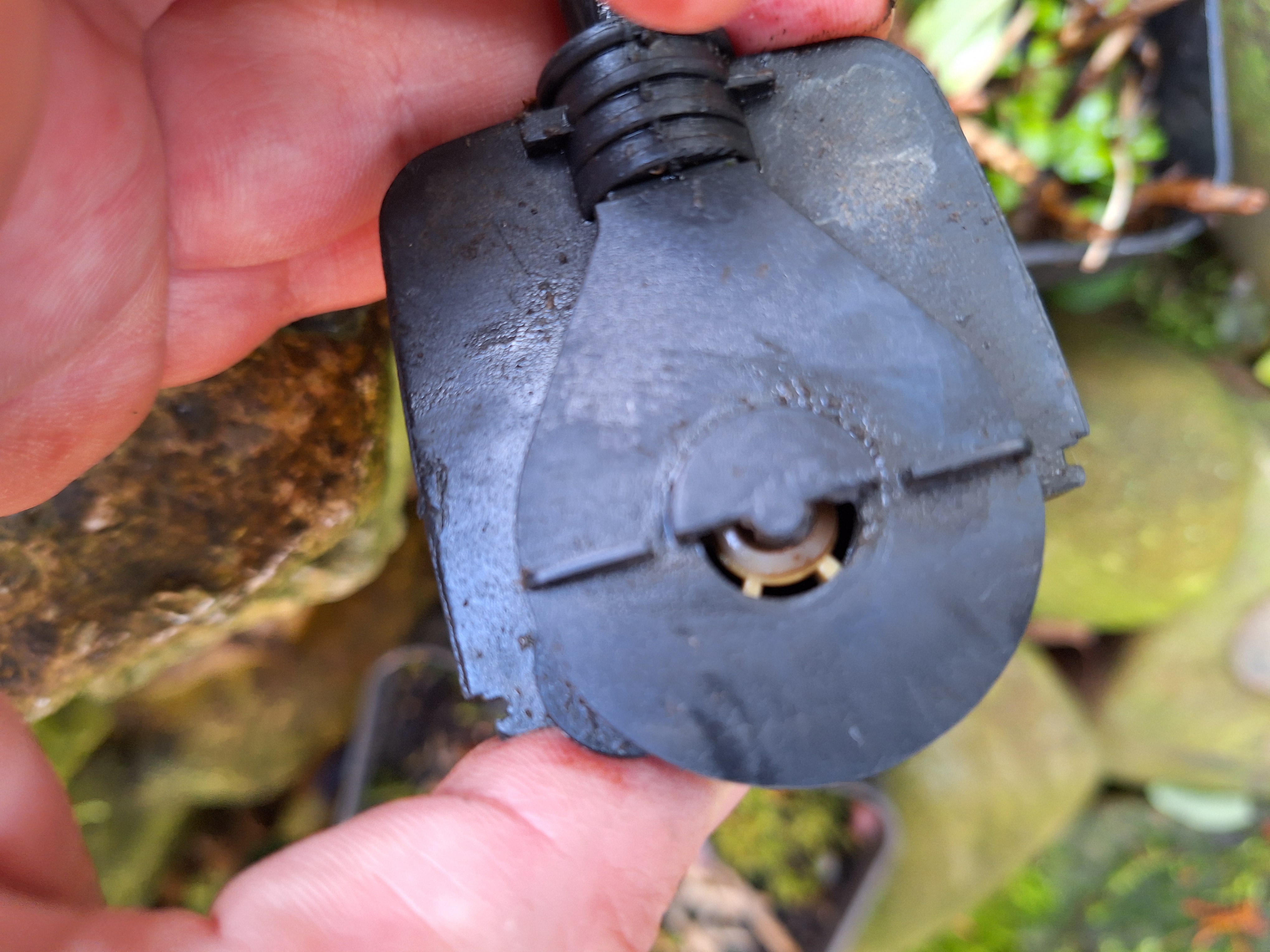 Cánh Quạt Máy Bơm Đài Phun Nước Vườn