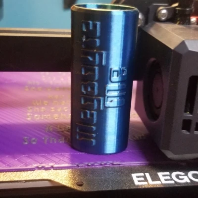 Vỏ Bật Lửa Bic "Megabyte Me"