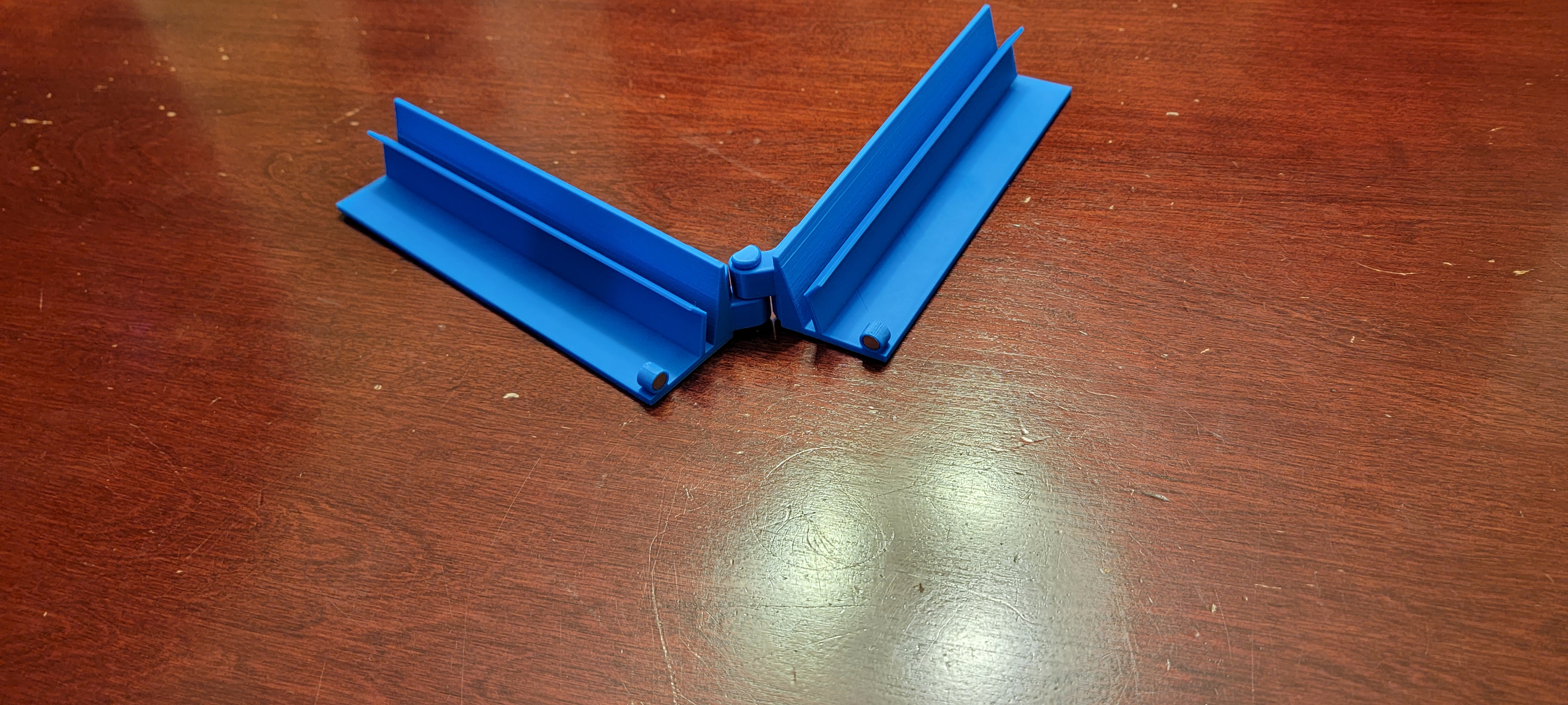 Kệ Đựng Bài Poker Gấp Gọn