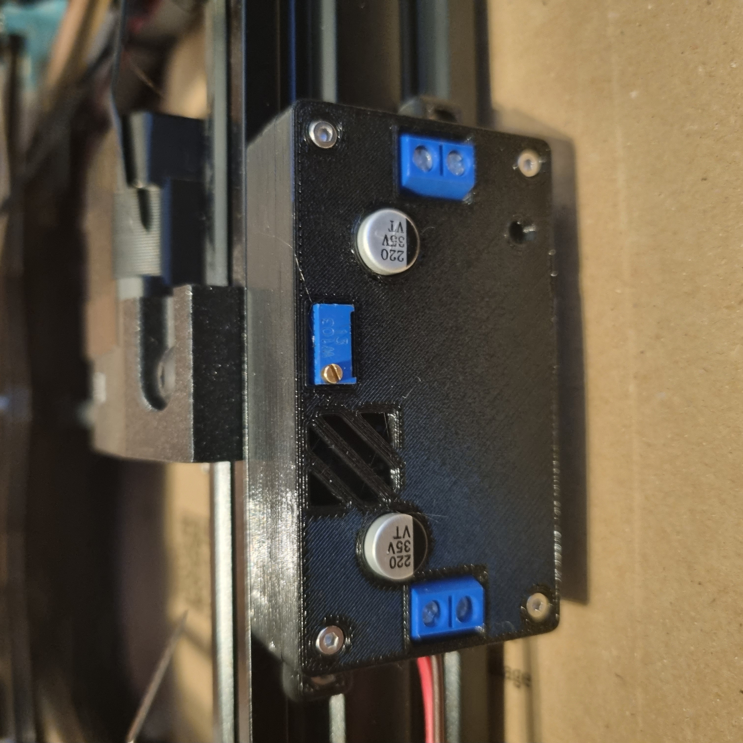 Hộp Tủ Buck Converter DC-DC Gắn Thanh Nhôm 2040