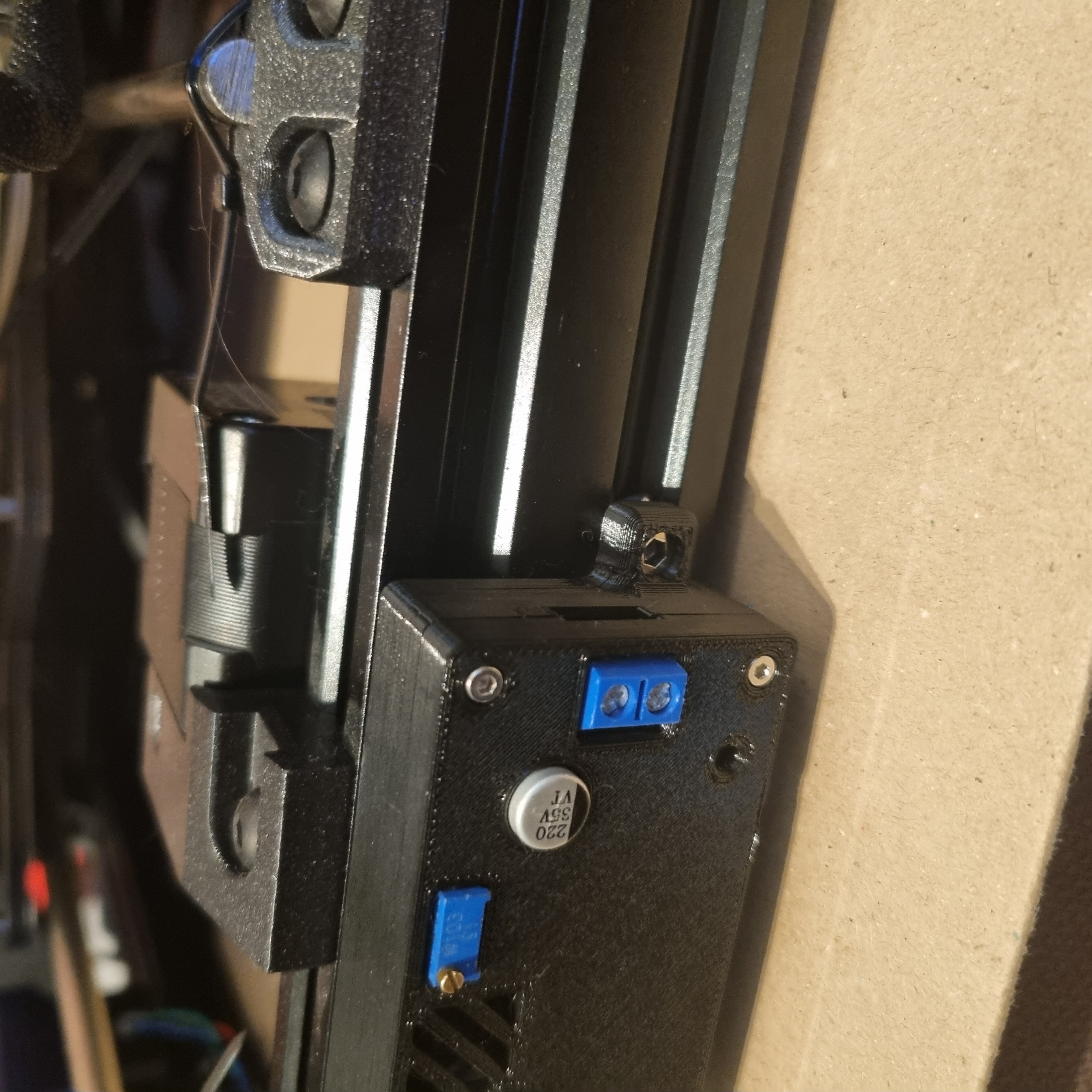 Hộp Tủ Buck Converter DC-DC Gắn Thanh Nhôm 2040