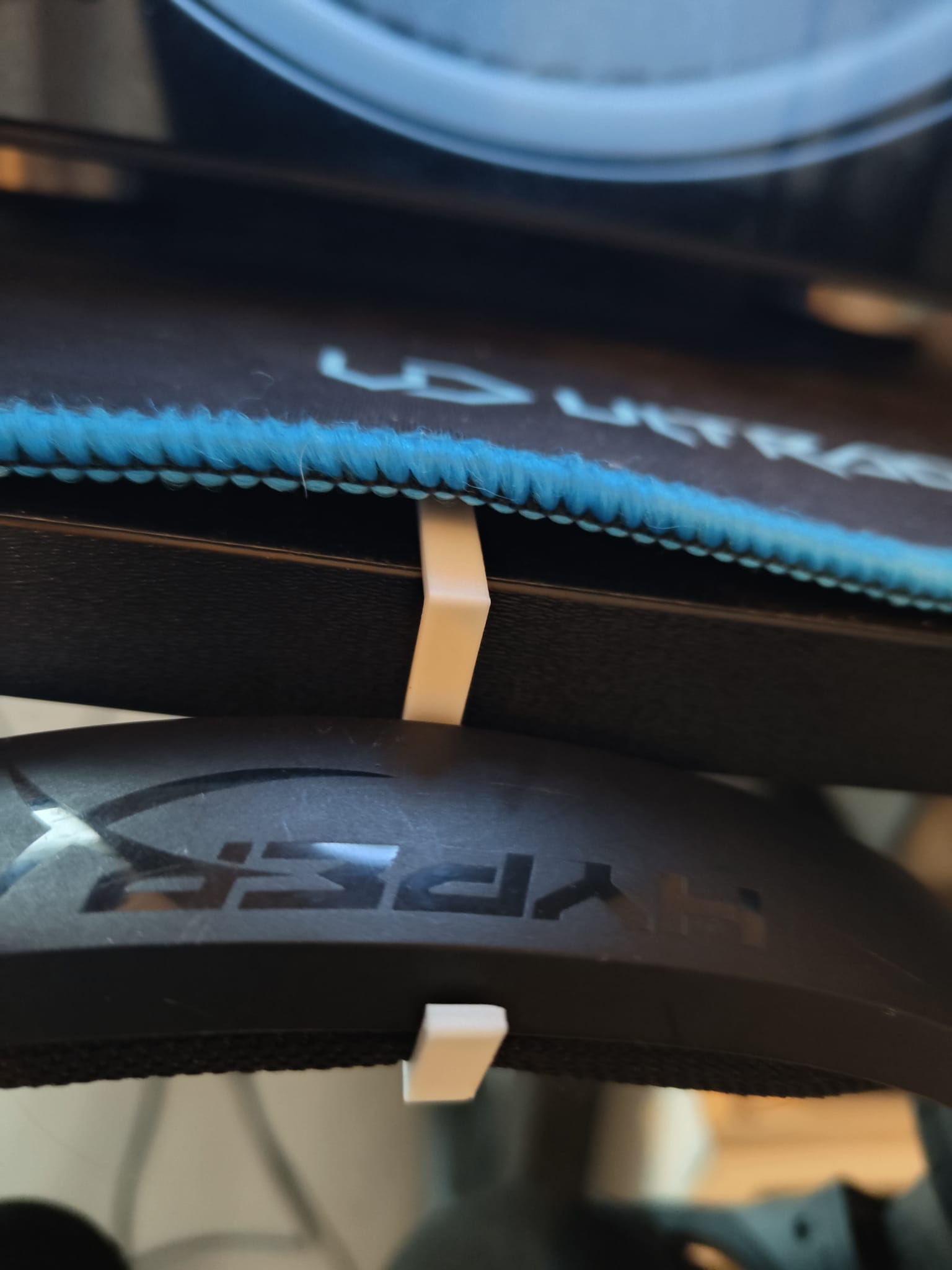 Giá Đỡ Tai Nghe Nhanh và Đơn Giản