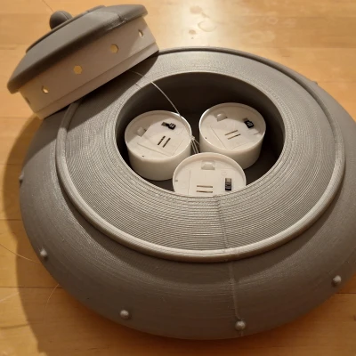 Đĩa bay (UFO) Phong Cách Thập Niên 50 (Có Đèn Nến)