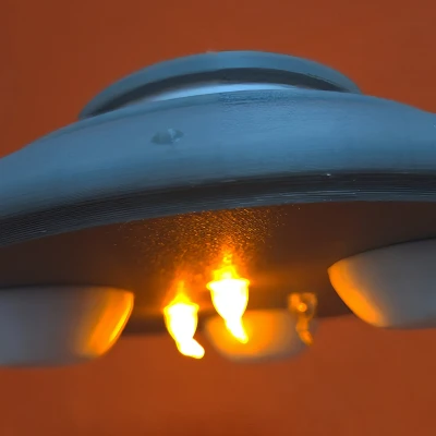 Đĩa bay (UFO) Phong Cách Thập Niên 50 (Có Đèn Nến)