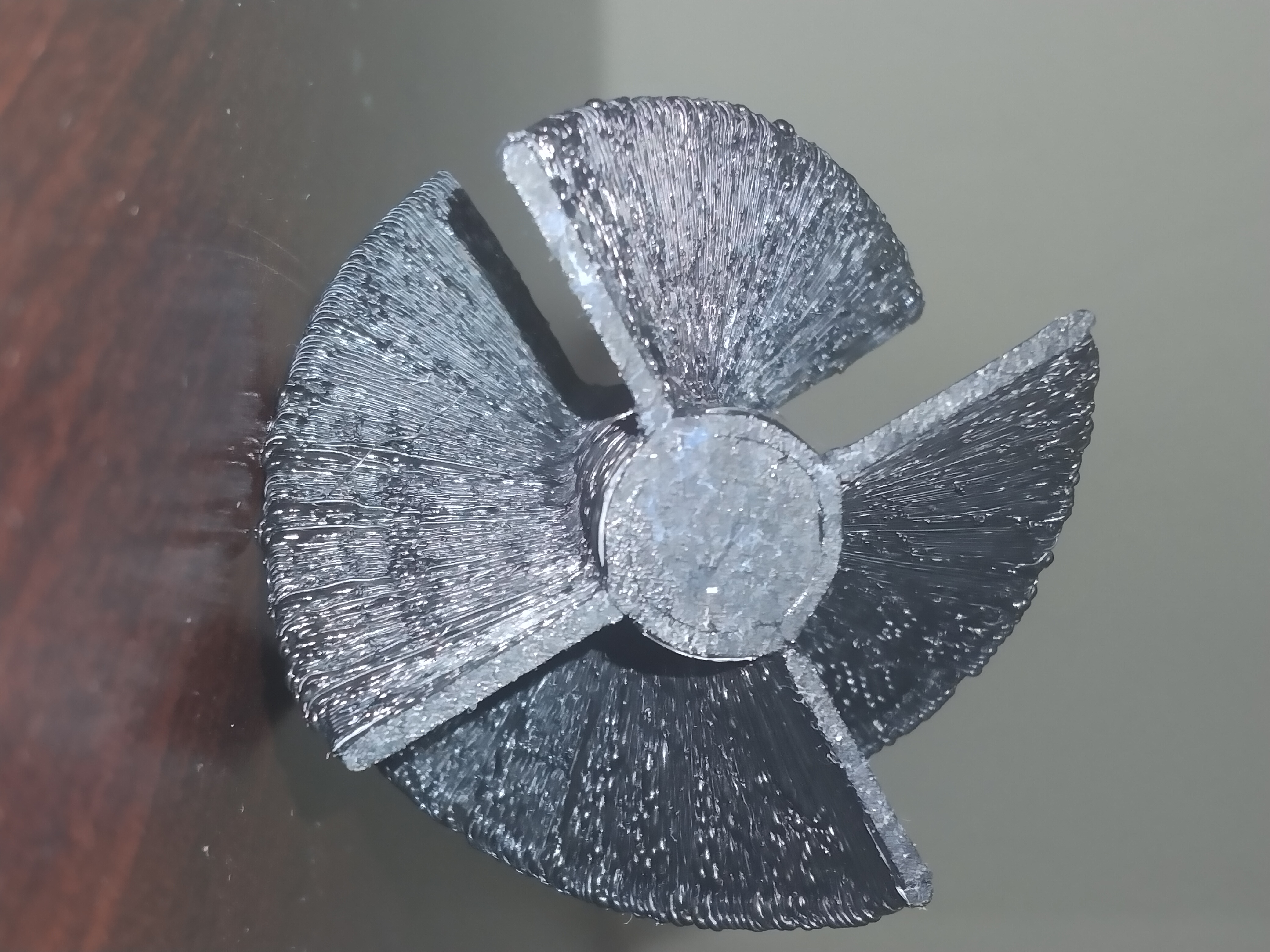 Thuyền Tắm Chống Vít, Bản Nâng Cấp