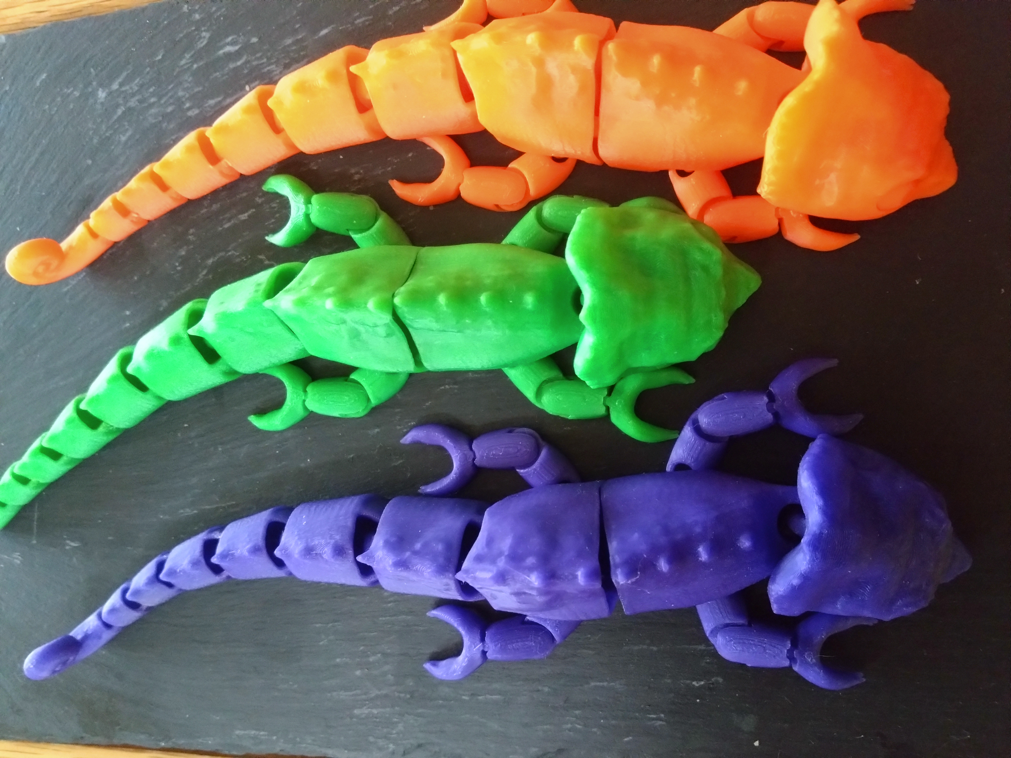 Mô Hình Tắc Kè Hoa Đồ Chơi Khớp Nối