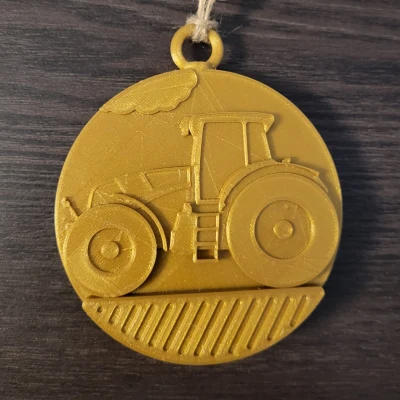 Móc treo cây thông Giáng Sinh hình máy cày Claas