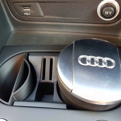 Hộc đựng đồ / gạt tàn bệ trung tâm xe Audi (Q2)