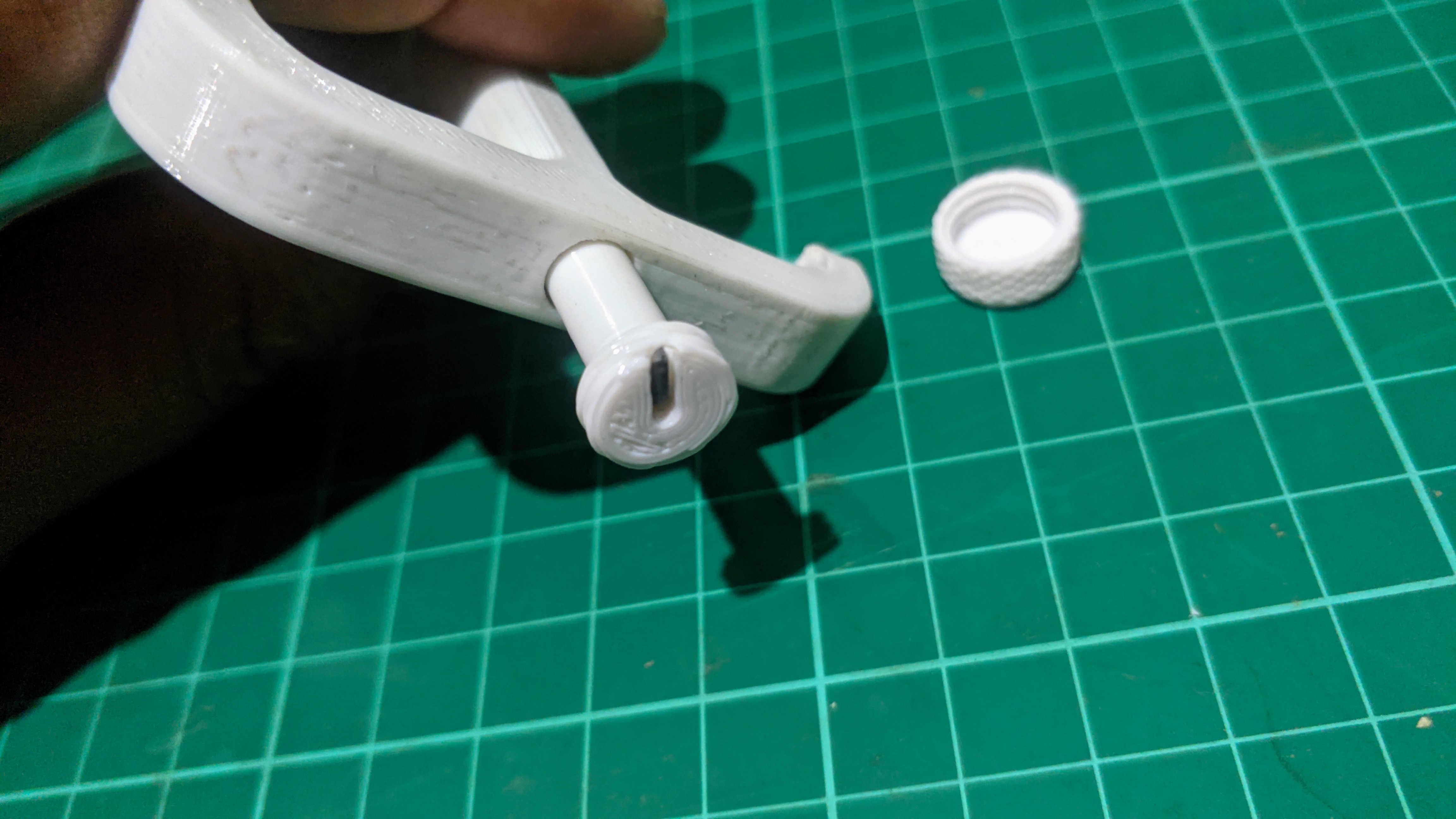 Cái Gắp Quạ "Crow Grabber"